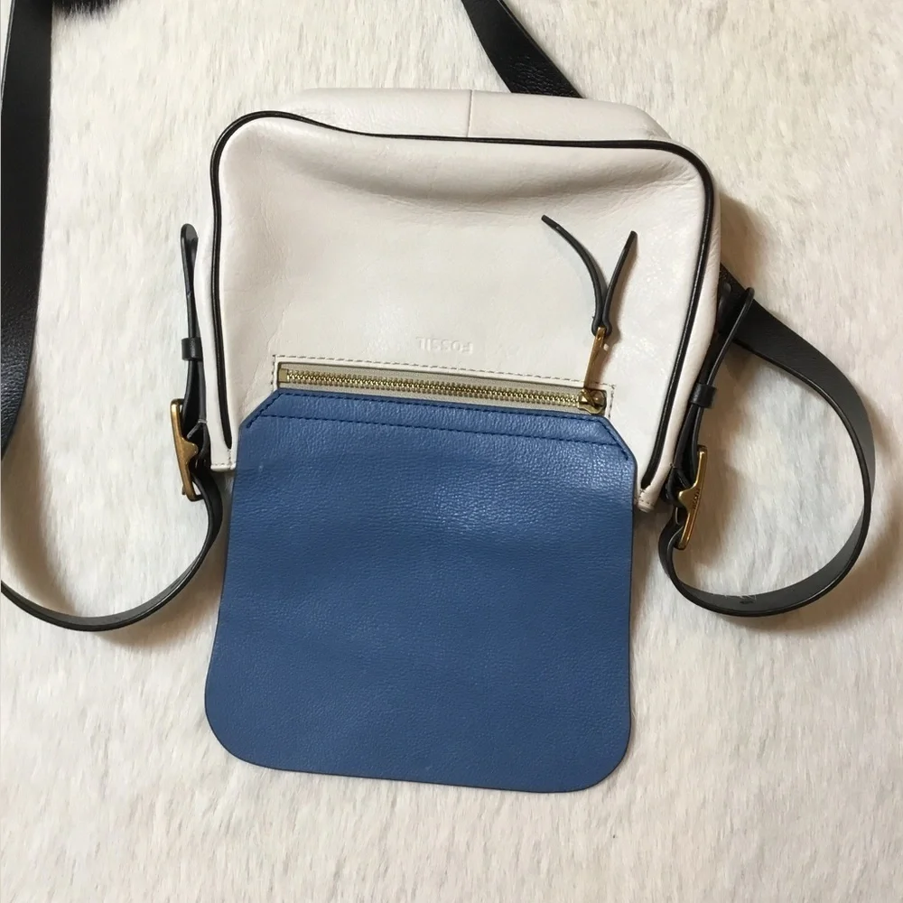 Fossil Harper Small Saddle Crossbody bag, blue and white leather design.